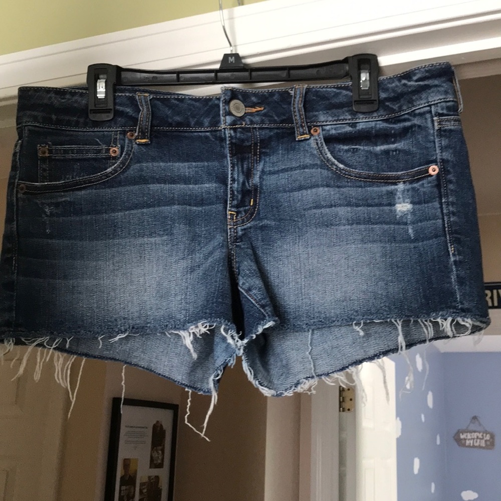 American Eagle cut off jean shorts size 12 EUC